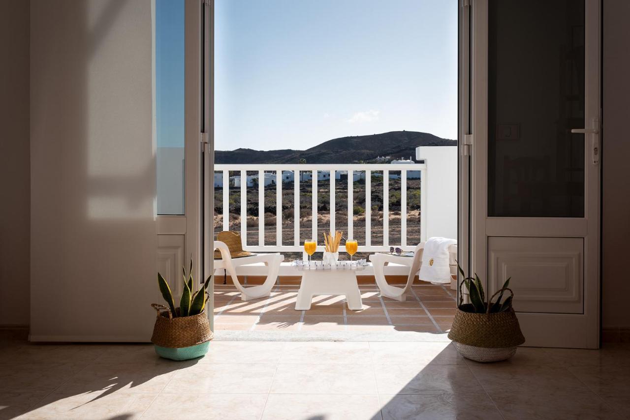 Apartamentos Delmar Natur Charco del Palo Eksteriør bilde